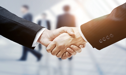 数字光芯联合逐点半导体开发Micro LED投影芯片